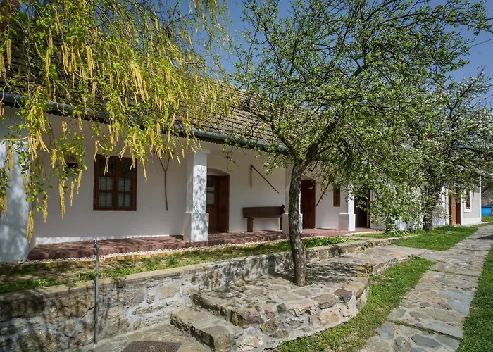Kali Ko Apartment Szentbekkalla